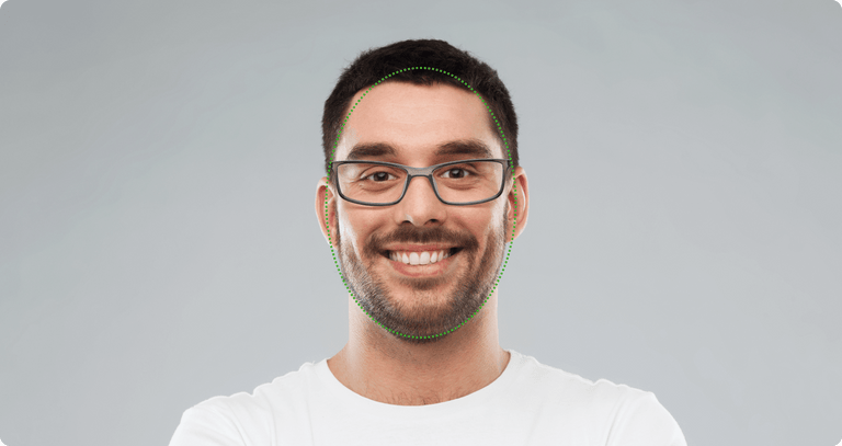 Eyewear for Oval Faces