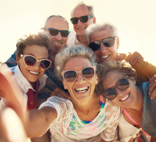 Sunglasses vs. Sunglass Readers: Understanding the Difference
