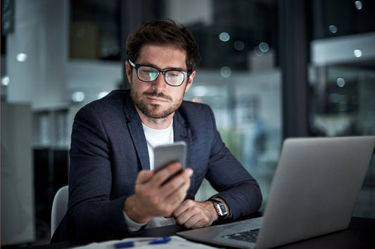 Blue Light Reading Glasses: Benefits and Who Needs Them