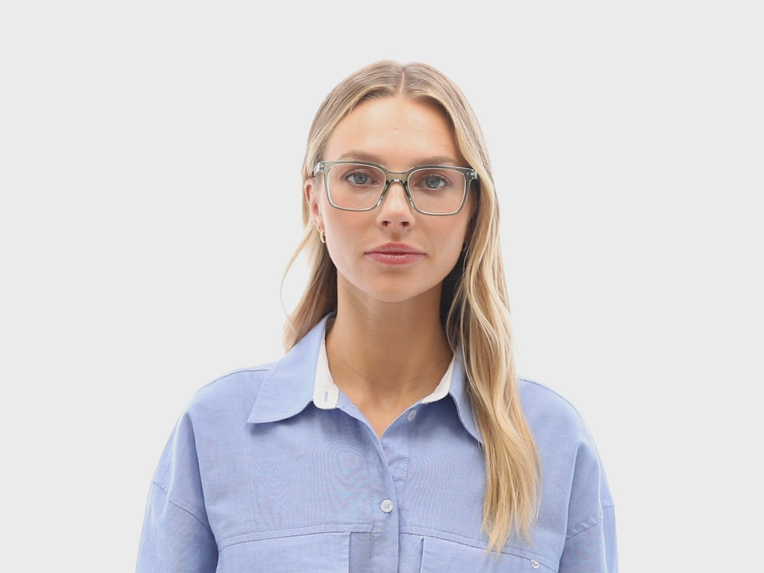 E9237-125-33145 glasses on model video